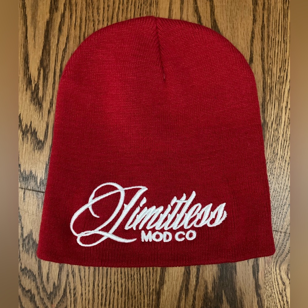 ❄️🆒❄️New Vibrant Red Knit Beanie